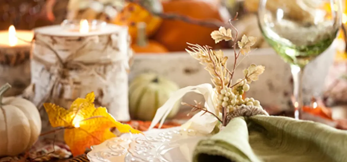 Fall dining table decoration